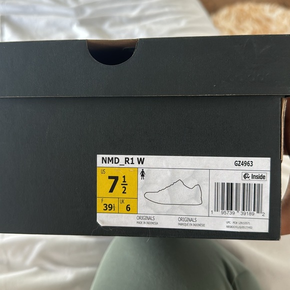 Adidas NMD - Picture 4 of 4